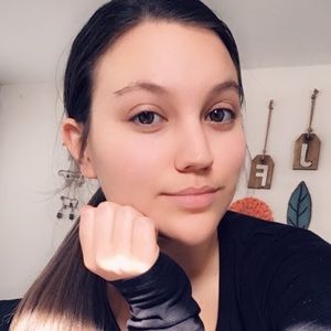 Meet your Posher, Fallon